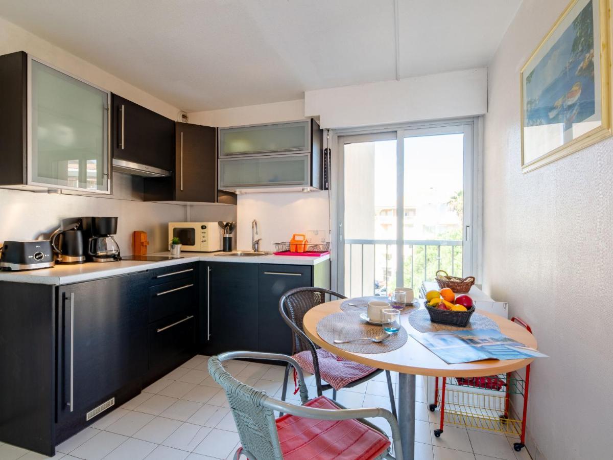 Apartment Le Capitole-3 By Interhome Frejus Ngoại thất bức ảnh